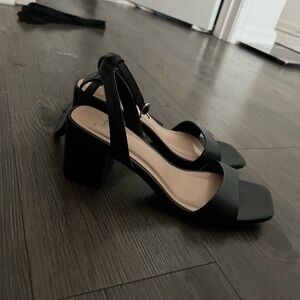 Elegant Black Women's Block Heel Sandals